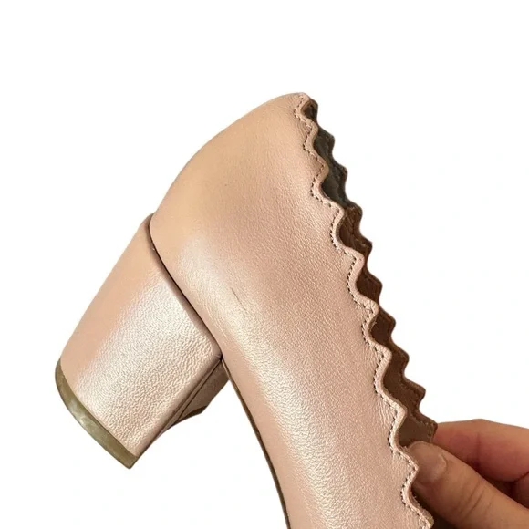 Chloe Lauren Scalloped Leather Block Heels Pumps Size 35/5 - Picture 11 of 13